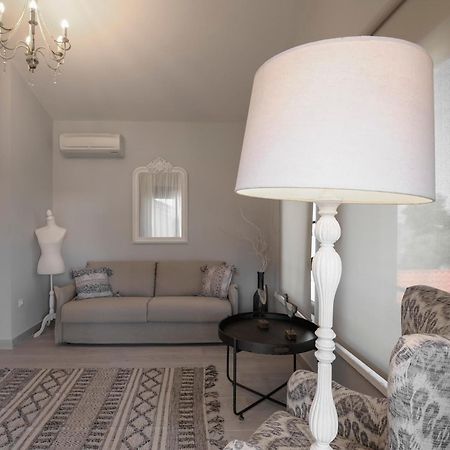 By The Sea Luxury Suites Limenas  Zewnętrze zdjęcie