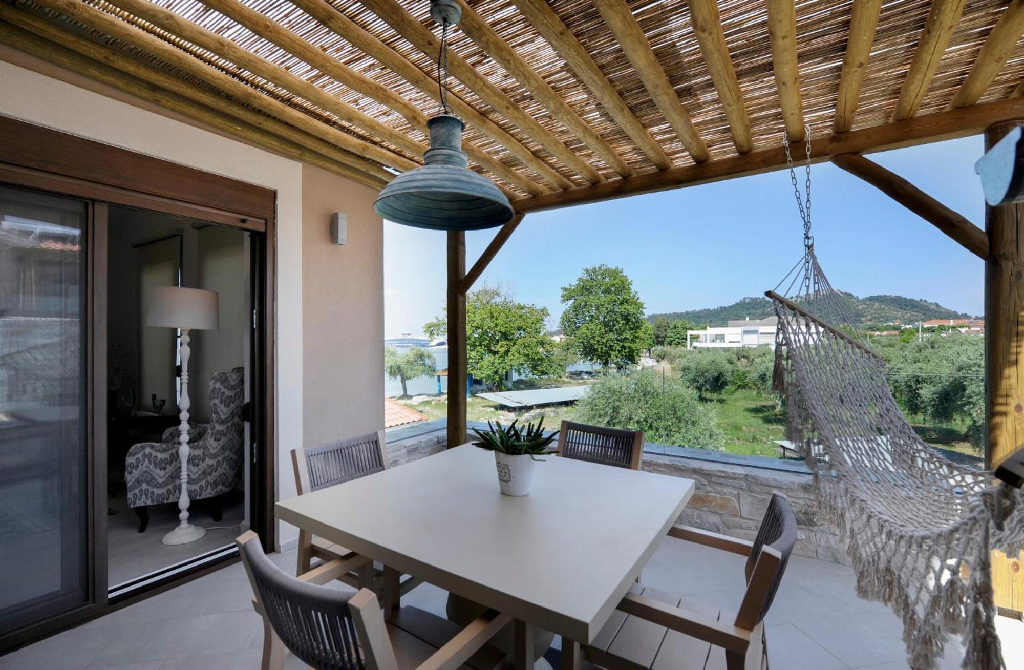By The Sea Luxury Suites Limenas  Zewnętrze zdjęcie