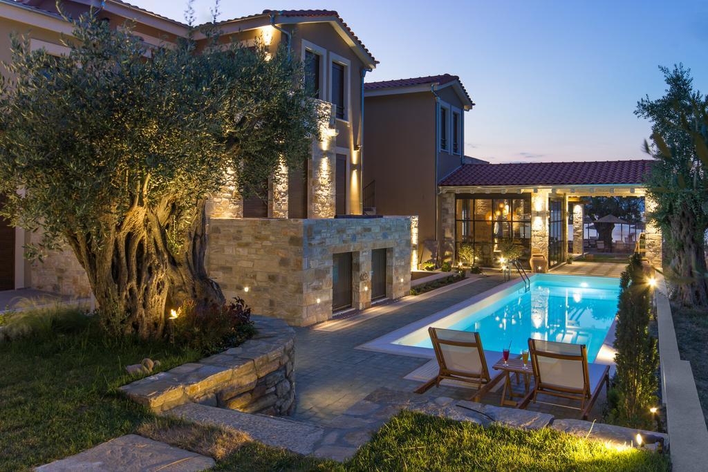 By The Sea Luxury Suites Limenas  Zewnętrze zdjęcie