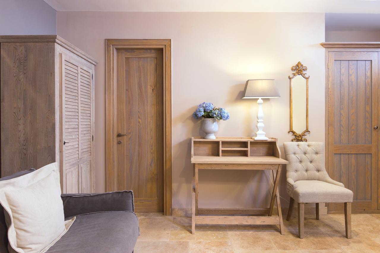 By The Sea Luxury Suites Limenas  Zewnętrze zdjęcie