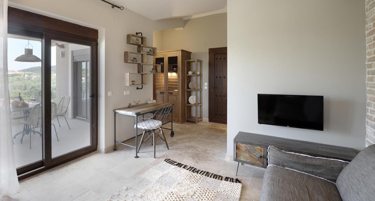 By The Sea Luxury Suites Limenas  Zewnętrze zdjęcie
